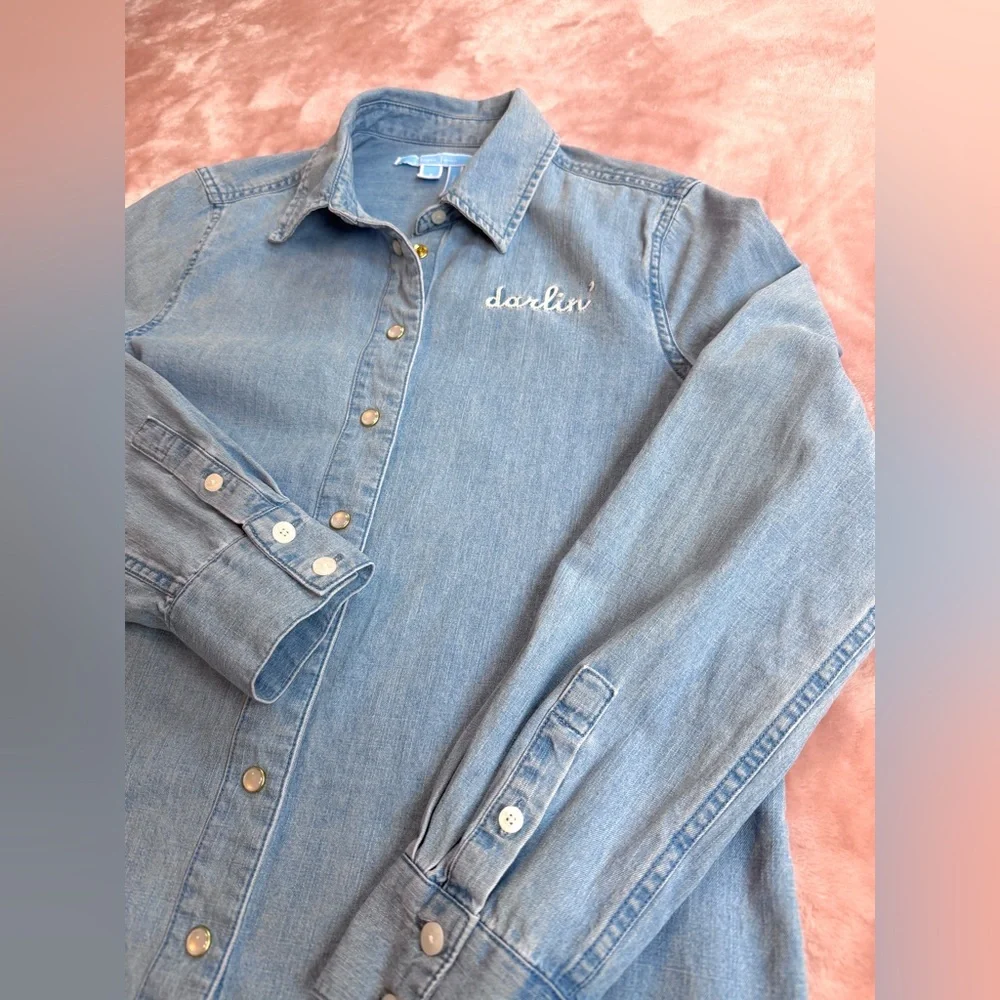 DRAPER JAMES - Darlin’ Chambray Button Down Shirt - Picture 1 of 6